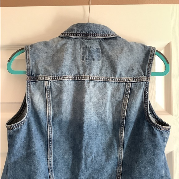 Old navy Jean vest - Picture 3 of 3